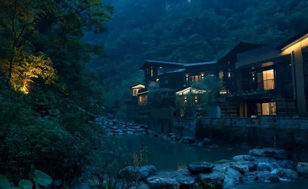 逃离废弃楼层4